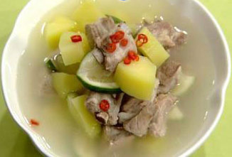 新媽媽產(chǎn)后“瘦身”月子餐